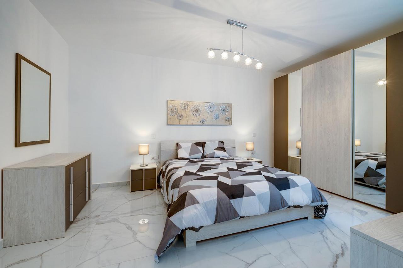 Splendid 2br In St Julians * St. Julian's