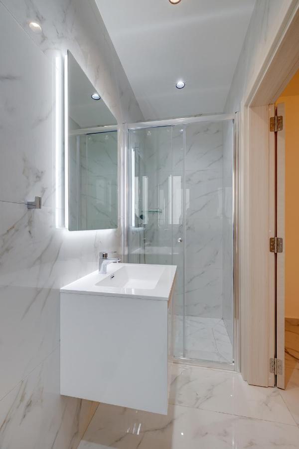 Splendid 2br In St Julians Apartament *