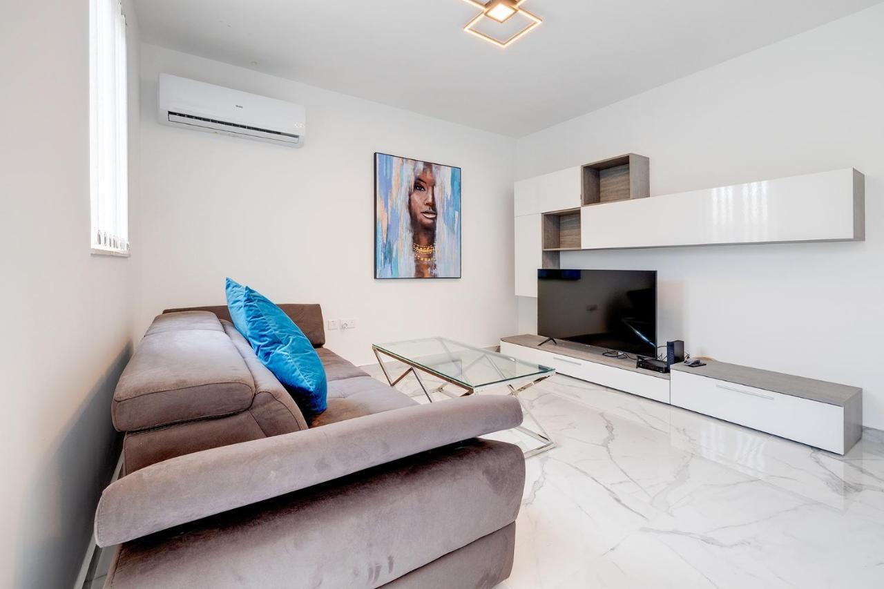 Splendid 2br In St Julians Appartement *